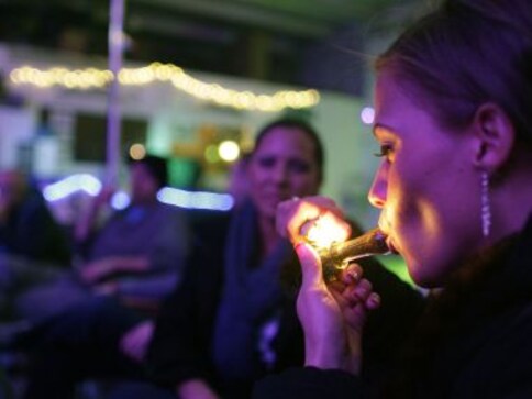 Canada's Justin Trudeau unveils bill to legalise recreational marijuana, becomes 2nd nation after Uruguay