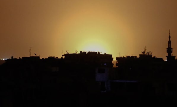 Syria conflict: 'Huge explosion' rocks Damascus airport, Hezbollah says 'probably' Israeli air strike Syria conflict: 'Huge explosion' rocks Damascus airport, Hezbollah says 'probably' Israeli air strike