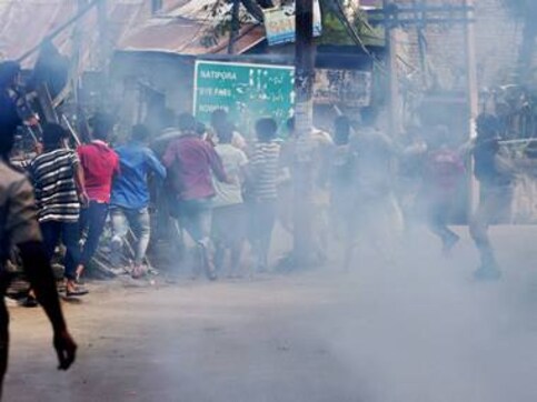 Kashmir on the boil as stone-pelting, poll boycott mark India's loosening grip over state Kashmir on the boil as stone-pelting, poll boycott mark India's loosening grip over state