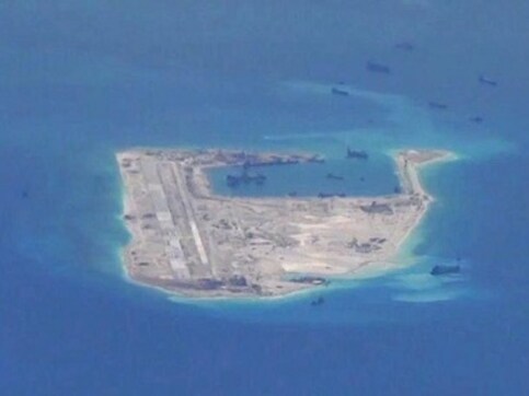 Egypt agrees to transfer of two Red Sea islands to Saudi Arabia Egypt agrees to transfer of two Red Sea islands to Saudi Arabia