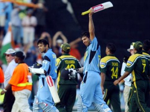 India vs Pakistan: From 2003 World Cup match to 2004 Champions Trophy thriller, best clashes in ICC events India vs Pakistan: From 2003 World Cup match to 2004 Champions Trophy thriller, best clashes in ICC events