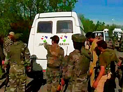 Jammu and Kashmir bank robberies reflect just how hard militants were hit by demonetisation
