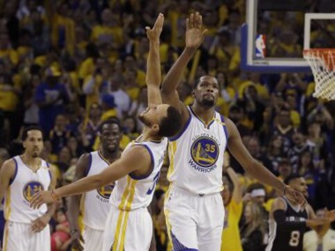 NBA fines Warriors stars Kevin Durant, Stephen Curry and Draymond Green $75,000 for public criticism of officials NBA fines Warriors stars Kevin Durant, Stephen Curry and Draymond Green $75,000 for public criticism of officials