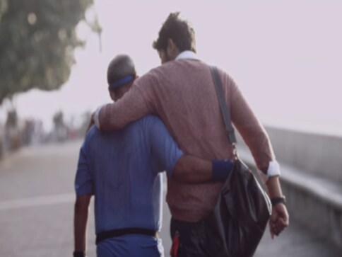 The quirky parent-child relationship with a Bollywood treatment The quirky parent-child relationship with a Bollywood treatment