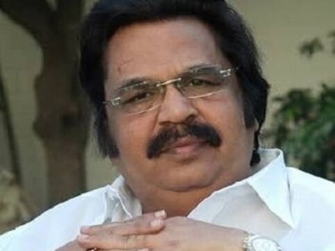 Dasari Narayana Rao cremated near Hyderabad with state honours; many notable figures in attendance Dasari Narayana Rao cremated near Hyderabad with state honours; many notable figures in attendance