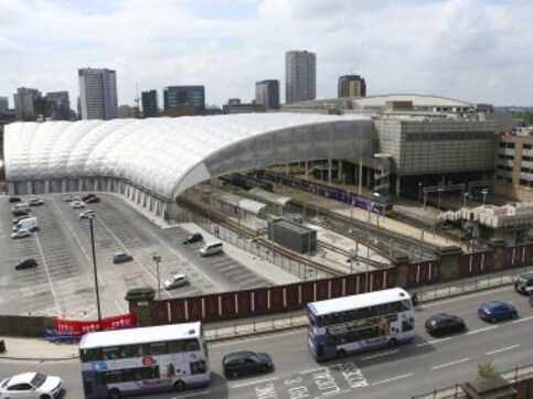 Manchester terror attack: Victoria station reopens as Britain tries to get back to normal Manchester terror attack: Victoria station reopens as Britain tries to get back to normal