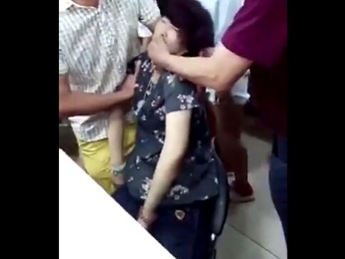 Woman in China faints after accidentally breaking jade bracelet priced at $44,000 Woman in China faints after accidentally breaking jade bracelet priced at $44,000