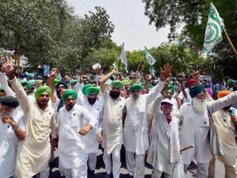 Farmers' protest: RSS affiliate BKU seeks Swaminathan Commission report implementation Farmers' protest: RSS affiliate BKU seeks Swaminathan Commission report implementation