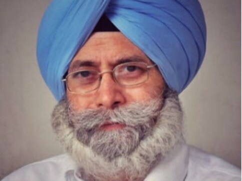 Marshals throw AAP, Akali Dal MLAs out of Punjab Assembly for creating ruckus Marshals throw AAP, Akali Dal MLAs out of Punjab Assembly for creating ruckus