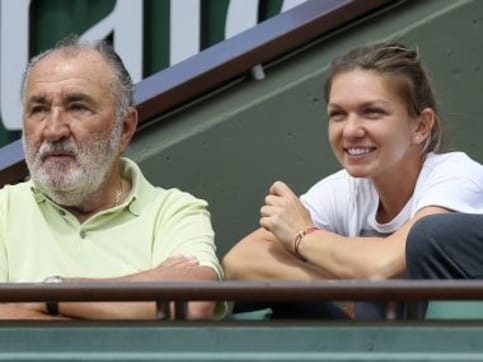 French Open 2017, Day 13 highlights: Simona Halep de-stresses, Stan Wawrinka's reflexes and more French Open 2017, Day 13 highlights: Simona Halep de-stresses, Stan Wawrinka's reflexes and more