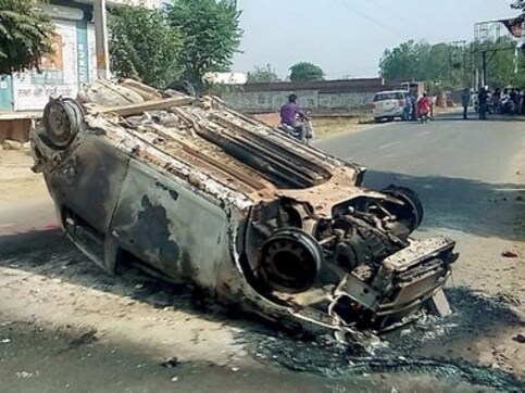 Saharanpur: Bhim Army founder promises to surrender if UP Police releases 37 'innocent' Dalits Saharanpur: Bhim Army founder promises to surrender if UP Police releases 37 'innocent' Dalits