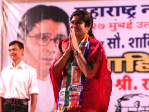 GST rollout: MNS demands exemption for India-made sanitary napkins from new tax regime GST rollout: MNS demands exemption for India-made sanitary napkins from new tax regime