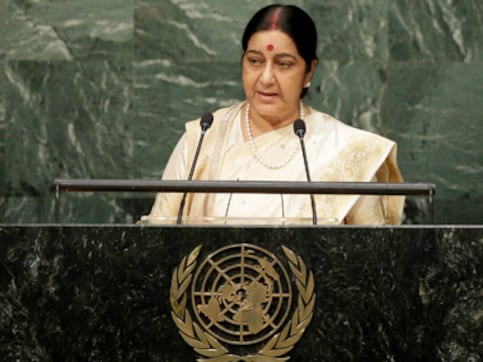 26-year-old Telangana student shot at in California: Father urges Sushma Swaraj to help; govt tries to arrange passport 26-year-old Telangana student shot at in California: Father urges Sushma Swaraj to help; govt tries to arrange passport