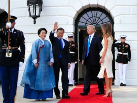 US, South Korea agree to boost Seoul's missile capabilities amid growing threat from North Korea US, South Korea agree to boost Seoul's missile capabilities amid growing threat from North Korea
