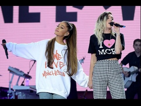 One Love Manchester: Ariana Grande, Chris Martin perform to packed stadium, as music trumps terror One Love Manchester: Ariana Grande, Chris Martin perform to packed stadium, as music trumps terror