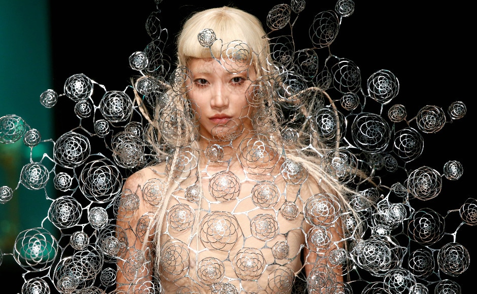A model presents a creation by designer Iris Van Herpen as part of her Haute Couture Fall/Winter 2017/2018 collection show in Paris, France, on 3 July 2017. Image: Reuters A model presents a creation by designer Iris Van Herpen as part of her Haute Couture Fall/Winter 2017/2018 collection show in Paris, France, on 3 July 2017. Image: Reuters