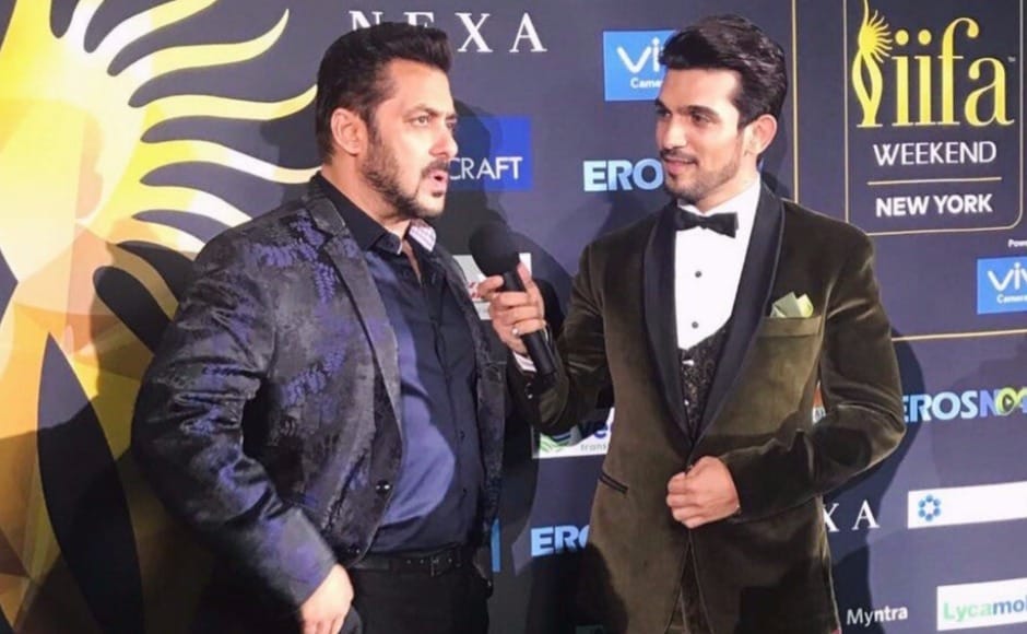 Salman Khan is interviewed by Arjun Bijlani on the IIFA green carpet in the hours before the awards ceremony. Image via Twitter Salman Khan is interviewed by Arjun Bijlani on the IIFA green carpet in the hours before the awards ceremony. Image via Twitter