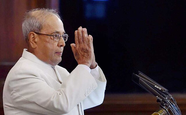 Members of Parliament on Sunday bid adieu to outgoing President Pranab Mukherjee at a gala ceremony in the Central Hall of Parliament, as leaders recalled his contribution in upholding democratic values. PTI Members of Parliament on Sunday bid adieu to outgoing President Pranab Mukherjee at a gala ceremony in the Central Hall of Parliament, as leaders recalled his contribution in upholding democratic values. PTI
