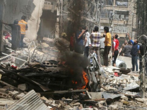 Syria conflict: 22 civilians killed in air strikes in Idlib, Hama provinces in 48 hours, says human rights monitor Syria conflict: 22 civilians killed in air strikes in Idlib, Hama provinces in 48 hours, says human rights monitor