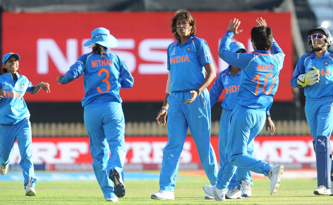 The bowlers and fielders complemented the exemplary batting in the first innings by tightening the flow of runs and chipping in with wickets in regular intervals. AP The bowlers and fielders complemented the exemplary batting in the first innings by tightening the flow of runs and chipping in with wickets in regular intervals. AP
