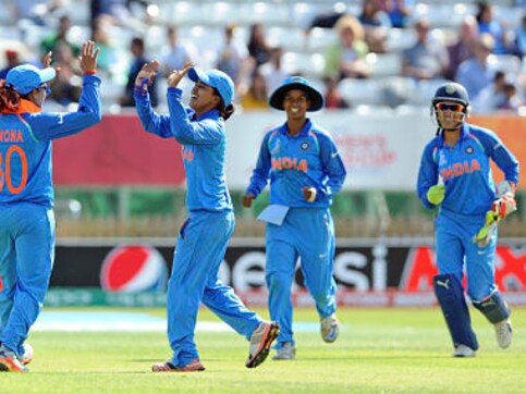ICC Women's World Cup 2017: Ekta Bisht stars in India's 95-run mauling of Pakistan ICC Women's World Cup 2017: Ekta Bisht stars in India's 95-run mauling of Pakistan