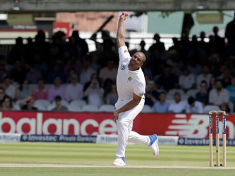 England vs South Africa: Vernon Philander rushed to hospital following stomach bug England vs South Africa: Vernon Philander rushed to hospital following stomach bug