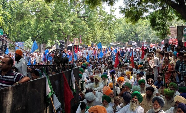 Kisan Mukti Rally: Farmers from across India continue protest at Jantar Mantar; demand Centre's intervention
