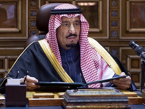 Gulf diplomatic crisis: Saudi Arabia to reopen border with Qatar to allow hajj Gulf diplomatic crisis: Saudi Arabia to reopen border with Qatar to allow hajj