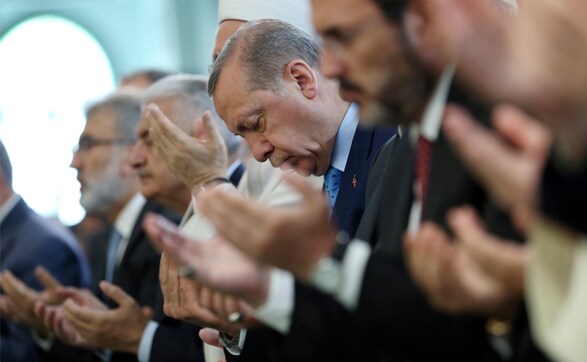 Erdogan to unveil monument for 'martyrs' in Turkey a year after failed coup Erdogan to unveil monument for 'martyrs' in Turkey a year after failed coup
