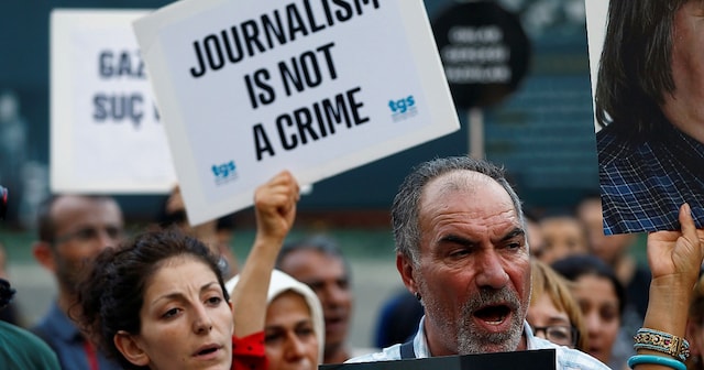 Pakistani journalists oppose proposed law likely to further muzzle media