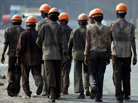 Delhi labour department lacks manpower to implement AAP's 34% increment in minimum wages Delhi labour department lacks manpower to implement AAP's 34% increment in minimum wages