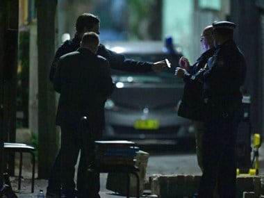 Malcolm Turnbull: Australian police foils terrorist plot to bring down airplane; four arrested