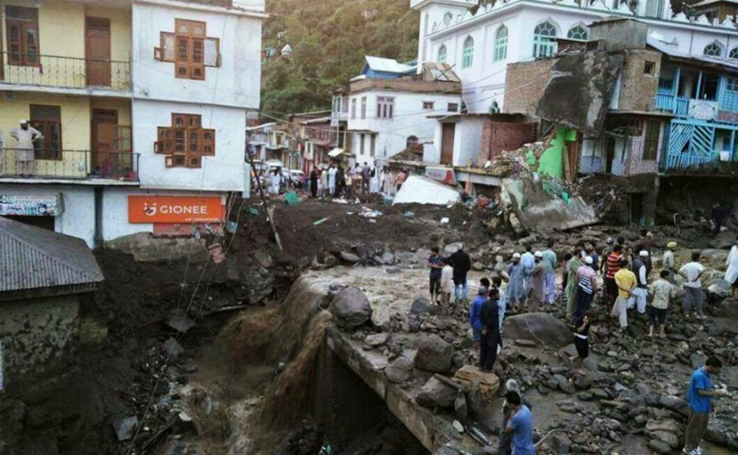 Six persons were killed and 11 injured after flash floods triggered by a cloudburst wreaked havoc in Thathri town of Doda district of Jammu and Kashmir on Thursday, inundating vast areas along the Batote-Kishtwar National Highway and washing away half a dozen houses. AFP Six persons were killed and 11 injured after flash floods triggered by a cloudburst wreaked havoc in Thathri town of Doda district of Jammu and Kashmir on Thursday, inundating vast areas along the Batote-Kishtwar National Highway and washing away half a dozen houses. AFP