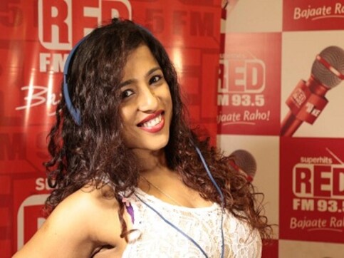 RJ Malishka gets notice from BMC for mosquito breeding; Shiv Sena slams her for defaming Mumbai RJ Malishka gets notice from BMC for mosquito breeding; Shiv Sena slams her for defaming Mumbai