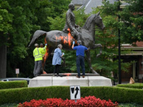 Charlottesville violence: Rise of racism in US politics has also raised the importance of symbols Charlottesville violence: Rise of racism in US politics has also raised the importance of symbols