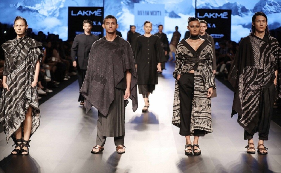 Designer Divyam Mehta presented his collection, 'The Black Monk’ at Lakmé Fashion Week 2017. The whole design range had drawn inspiration from the draping style of Buddhist monks. Designer Divyam Mehta presented his collection, 'The Black Monk’ at Lakmé Fashion Week 2017. The whole design range had drawn inspiration from the draping style of Buddhist monks.