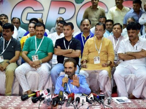 Gujarat HC issues notice to Ahmed Patel, EC on plea challenging invalidation of Congress MLAs votes Gujarat HC issues notice to Ahmed Patel, EC on plea challenging invalidation of Congress MLAs votes