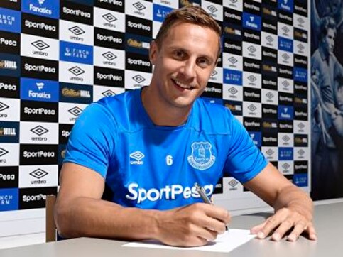 Premier League: Everton captain Phil Jagielka signs one-year contract to extend his stay until 2019 Premier League: Everton captain Phil Jagielka signs one-year contract to extend his stay until 2019