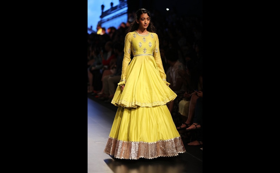 The rich opulence of her collection was reflected even more since the costumes were designed in multitudes of colours from peachy pink, burnt orange to sunset yellow. The rich opulence of her collection was reflected even more since the costumes were designed in multitudes of colours from peachy pink, burnt orange to sunset yellow.
