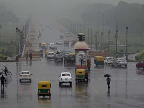 Odisha to experience heavy rain and strong winds in the next 24-48 hours due to formation of depression Odisha to experience heavy rain and strong winds in the next 24-48 hours due to formation of depression