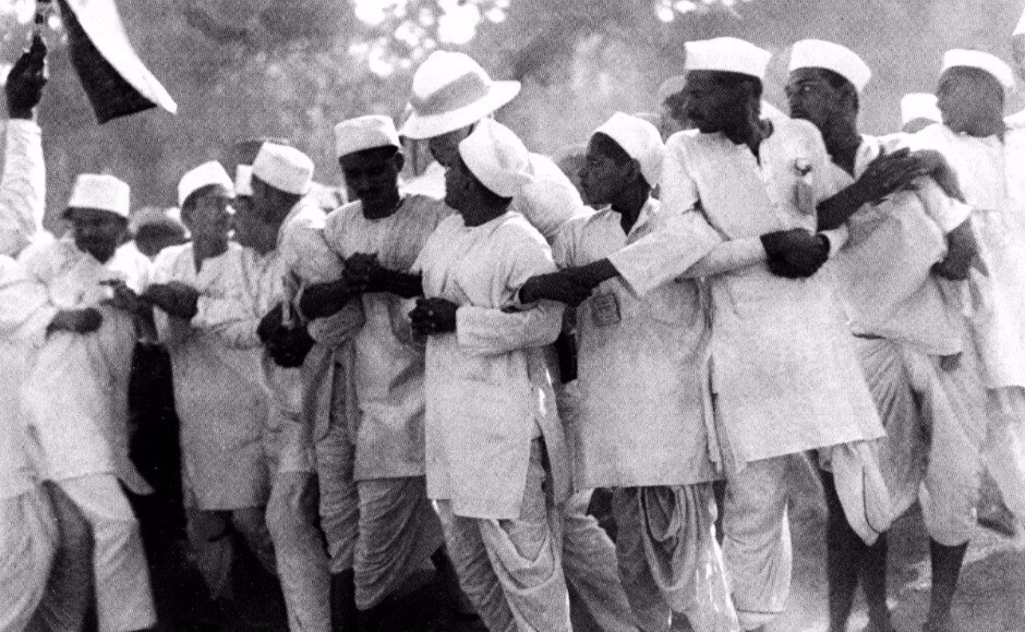 The exhibition also depicts Gandhi's dream of free India — communal harmony, equality for women, a new system of education and the removal of poverty and untouchability. Here, satyagrahis form a human wall The exhibition also depicts Gandhi's dream of free India — communal harmony, equality for women, a new system of education and the removal of poverty and untouchability. Here, satyagrahis form a human wall
