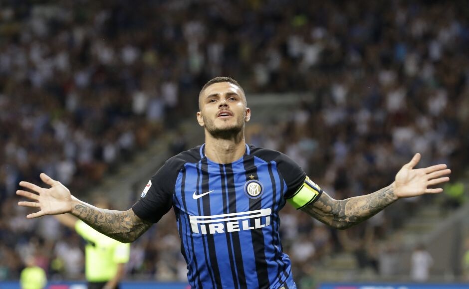 Inter Milan took the lead in the sixth minute when Mauro Icardi won and converted a penalty. The referee used the VAR to rule that Davide Astori had fouled the Argentine. AP Inter Milan took the lead in the sixth minute when Mauro Icardi won and converted a penalty. The referee used the VAR to rule that Davide Astori had fouled the Argentine. AP