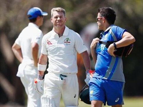 David Warner makes return to competitive cricket with appearance in Darwin's limited overs Strike League David Warner makes return to competitive cricket with appearance in Darwin's limited overs Strike League