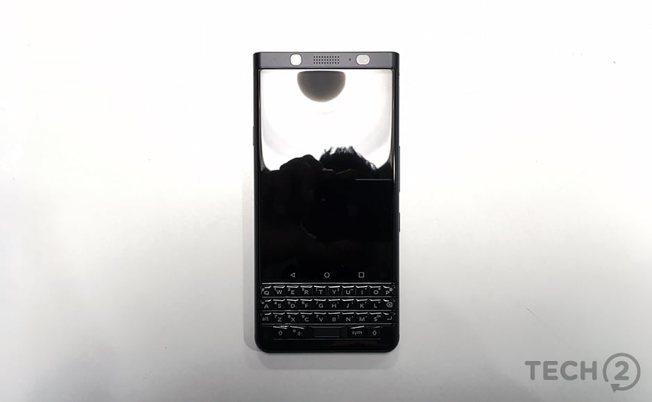 While most of the device has a matte finish, the keys catch the light and are glossy While most of the device has a matte finish, the keys catch the light and are glossy