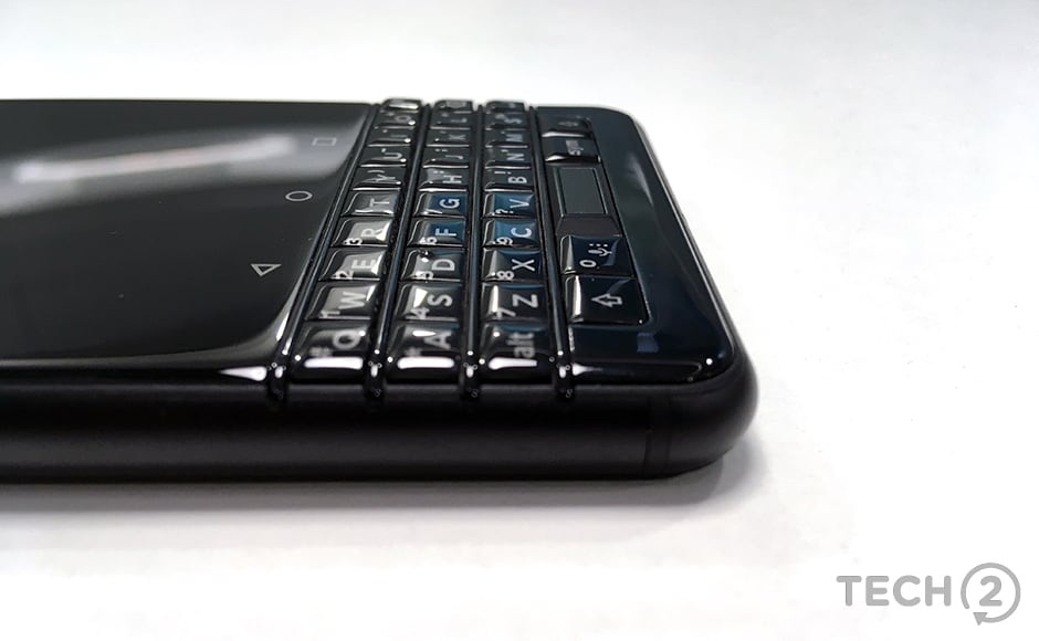 The keyboard feels good to operate, unlike the problematic ones in previous devices The keyboard feels good to operate, unlike the problematic ones in previous devices