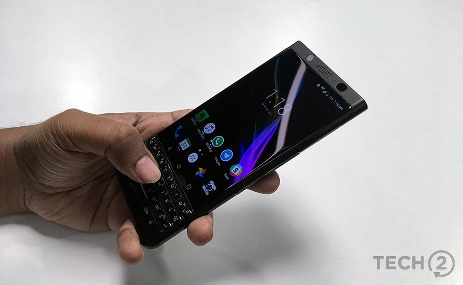 The device sports an odd aspect ratio of 3:2 The device sports an odd aspect ratio of 3:2