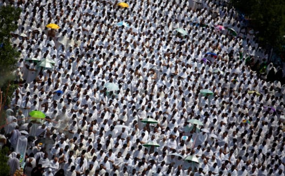 Muslim devotees gather on Saudi Arabia's Mount Arafat for Hajj pilgrimage Muslim devotees gather on Saudi Arabia's Mount Arafat for Hajj pilgrimage