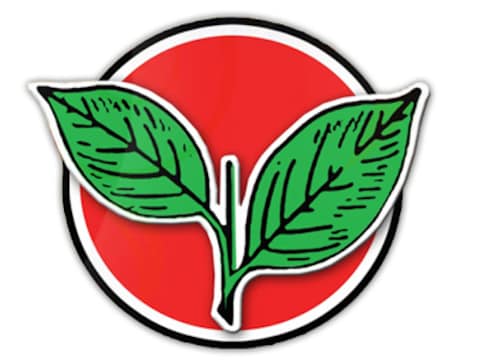AIADMK symbol row: EPS-OPS faction accuses Sasikala-Dhinakaran group of 'delaying tactics' AIADMK symbol row: EPS-OPS faction accuses Sasikala-Dhinakaran group of 'delaying tactics'