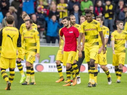 Bundesliga: Borussia Dortmund stutter to frustrating goalless draw against 10-man Freiburg Bundesliga: Borussia Dortmund stutter to frustrating goalless draw against 10-man Freiburg
