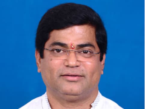 ACB books Goa Leader of Opposition Chandrakant Kavlekar, his wife in 2013 disproportionate assets case ACB books Goa Leader of Opposition Chandrakant Kavlekar, his wife in 2013 disproportionate assets case